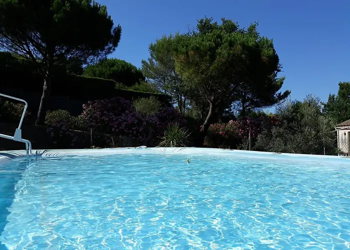 Chez Yvette , C'est Chouette!! Couette-café Carcassonne