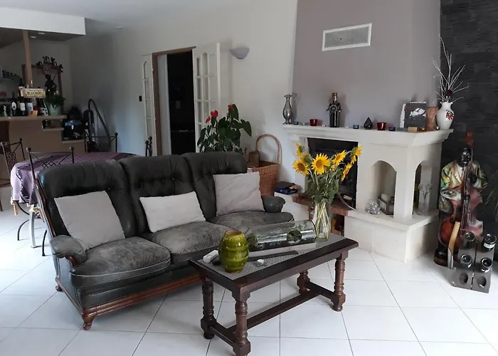 Chez Yvette , C'est Chouette!! Couette-café *