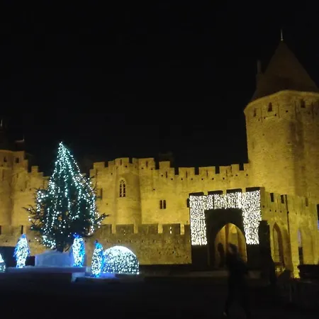 Chez Yvette , C'est Chouette!!