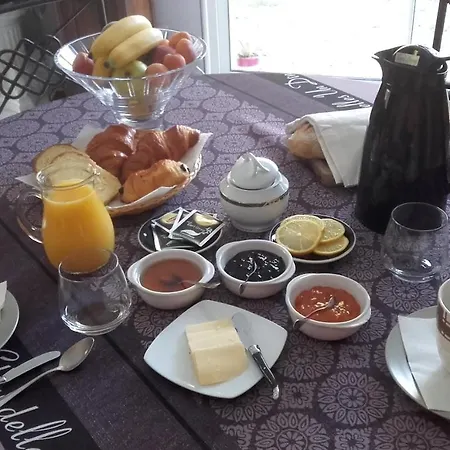 Chez Yvette , C'est Chouette!! * Carcassonne