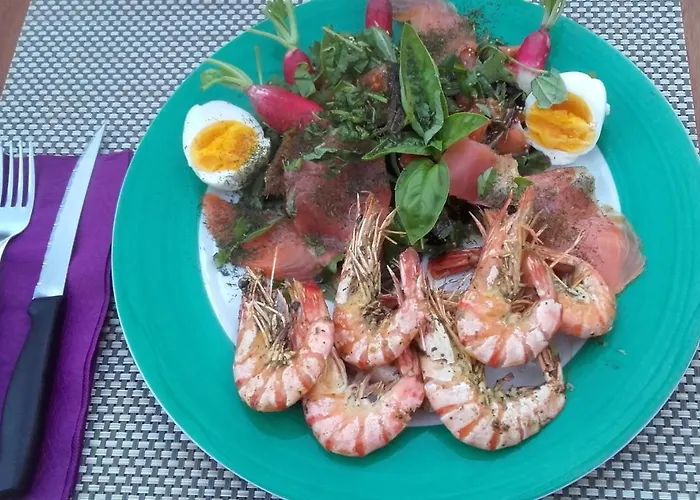 Chez Yvette , C'est Chouette!! * Carcassonne