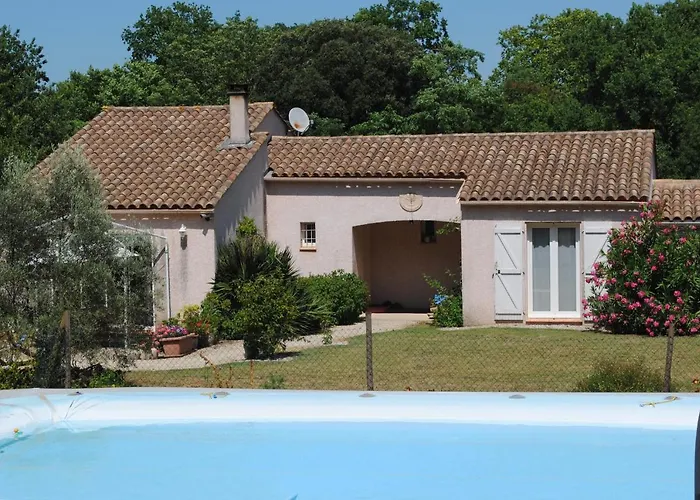 Chez Yvette , C'est Chouette!! Bed & Breakfast