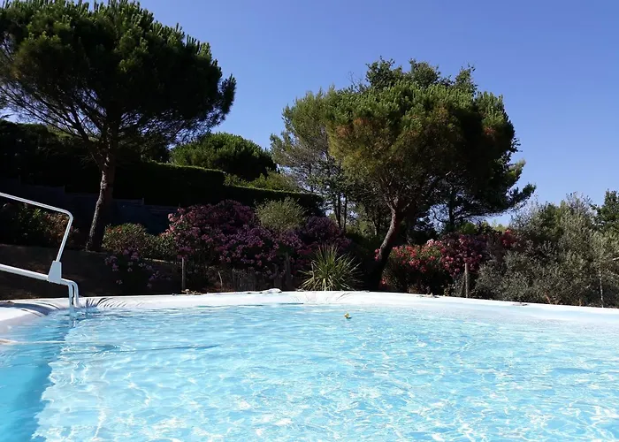 Chez Yvette , C'est Chouette!!